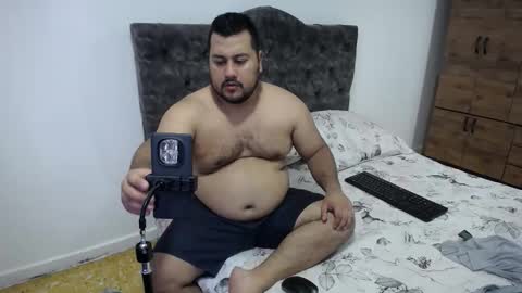 Snapshot of santy_gold chatting on 4, 12, 2025 Santiago online show from 4, 12, 2025