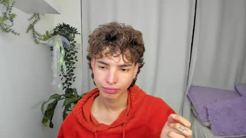 Snapshot of santy_kitty chatting on 12, 1, 2026 kitty online show from 12, 1, 2026