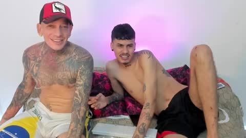santy_of1 online show from 29, 4, 2026