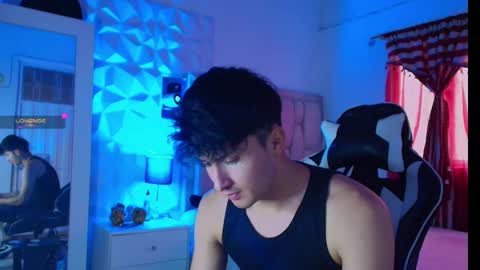 Santyago online show from 3, 1, 2025