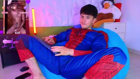 Santyago online show from 1, 10, 2025