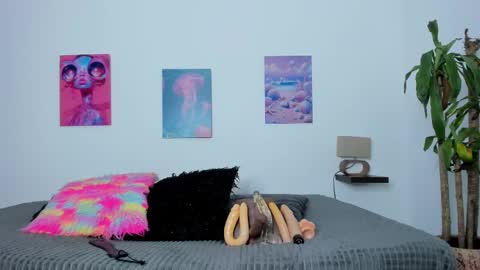 Snapshot of saori_022 chatting on 4, 10, 2025 saori_022 online show from 4, 10, 2025