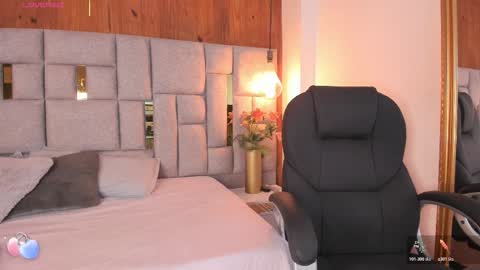 Saori  online show from 22, 10, 2025