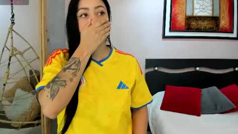 Snapshot of sara__michell chatting on 27, 6, 2026 online show from 27, 6, 2026