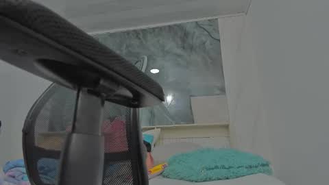 Snapshot of sara_allenx chatting on 3, 11, 2025 sara allenx online show from 3, 11, 2025