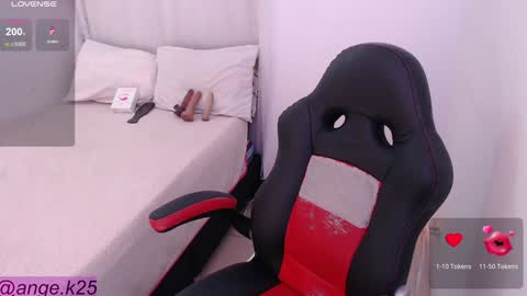 Im Angelica  My pleasure in your hands Give me more vibrations and make me cum PVT IS OPEN online show from 2, 1, 2025