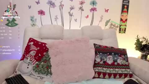 Sara Crowe online show from 23, 12, 2024