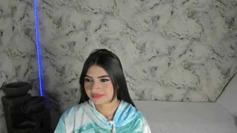 Snapshot of sara_fernandezz chatting on 15, 1, 2025 sara online show from 15, 1, 2025