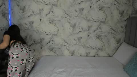 Snapshot of sara_fernandezz chatting on 15, 1, 2025 sara online show from 15, 1, 2025