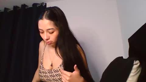 Snapshot of sara_gomez1_ chatting on 15, 11, 2025 sara_gomez1_ online show from 15, 11, 2025