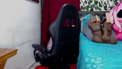 Sara Greyx online show from 24, 2, 2025