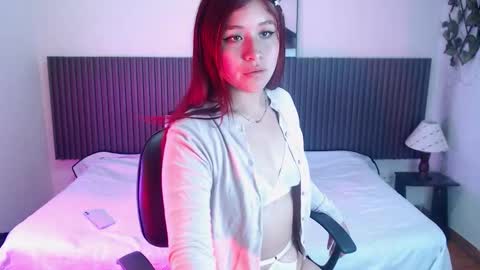 Snapshot of sara_guerreiro chatting on 1, 12, 2025 sara_guerreiro online show from 1, 12, 2025