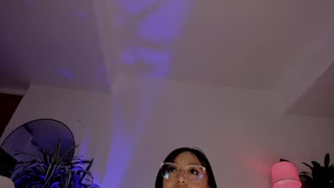 Snapshot of sara_gwen chatting on 2, 7, 2026 S A R A online show from 2, 7, 2026