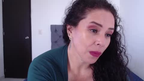 Snapshot of sara_hot46 chatting on 18, 12, 2024 Sara hot46 online show from 18, 12, 2024