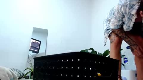 Snapshot of sara_johnson__ chatting on 5, 11, 2025 sara_johnson__ online show from 5, 11, 2025