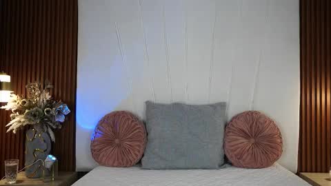  Sara Jones  online show from 16, 1, 2026