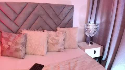 sara_owens7 online show from 26, 3, 2026