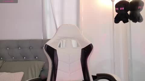 Snapshot of sara_queen9 chatting on 24, 2, 2026 Sara online show from 24, 2, 2026