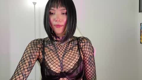 Snapshot of sara_queen9 chatting on 15, 4, 2026 Sara online show from 15, 4, 2026