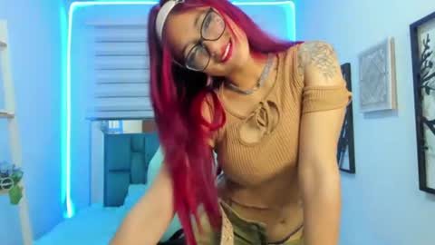 Snapshot of sara_red_x chatting on 18, 6, 2026 sara_red_x online show from 18, 6, 2026