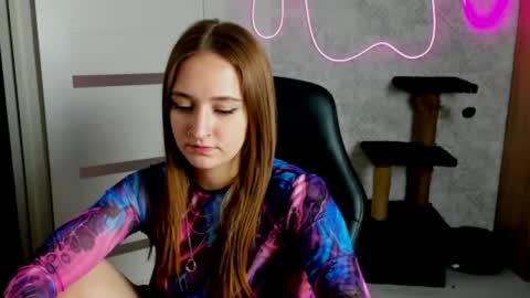 Snapshot of sara_rossse chatting on 23, 4, 2026 Sara online show from 23, 4, 2026