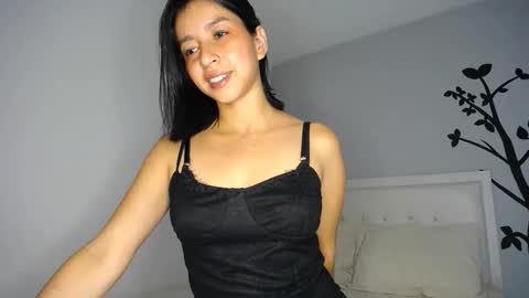 Sara online show from 4, 12, 2025