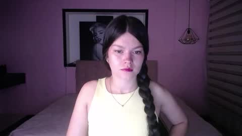 Snapshot of sara_valderrama_ chatting on 1, 12, 2025 sara_valderrama_ online show from 1, 12, 2025