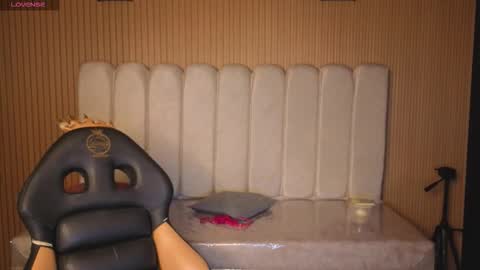 Snapshot of sara_valderrama_ chatting on 20, 12, 2025 sara_valderrama_ online show from 20, 12, 2025