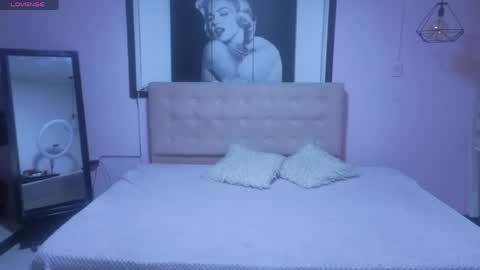 Snapshot of sara_valderrama_ chatting on 27, 4, 2026 sara_valderrama_ online show from 27, 4, 2026
