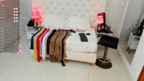 Snapshot of saraa_cute1 chatting on 25, 1, 2025 Saraa Gomez online show from 25, 1, 2025