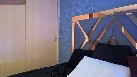 Snapshot of saraah_queen chatting on 24, 9, 2025 Sarah online show from 24, 9, 2025