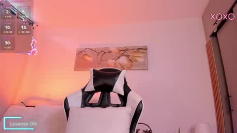 Snapshot of saracavali chatting on 25, 3, 2026 sara cavali online show from 25, 3, 2026