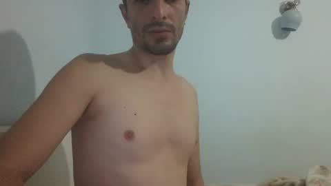 Snapshot of saraclit chatting on 14, 1, 2025 pass kika online show from 14, 1, 2025