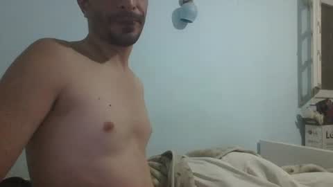 Snapshot of saraclit chatting on 23, 1, 2025 pass kika online show from 23, 1, 2025