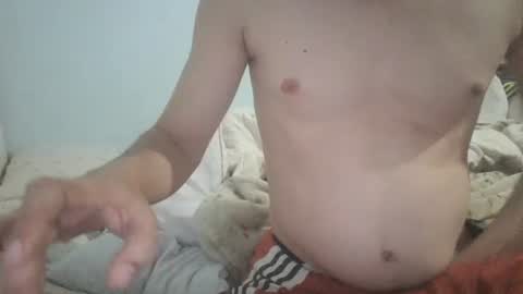 Snapshot of saraclit chatting on 5, 2, 2025 pass kika online show from 5, 2, 2025