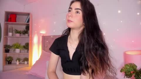 Snapshot of sarada_parker chatting on 11, 1, 2025 Sarada Parker online show from 11, 1, 2025