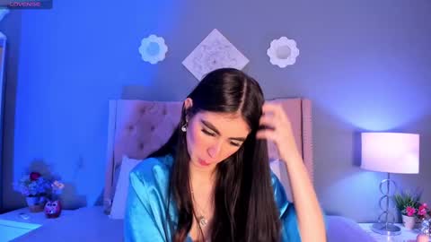 Snapshot of sarada_parker chatting on 8, 3, 2025 Sarada Parker online show from 8, 3, 2025