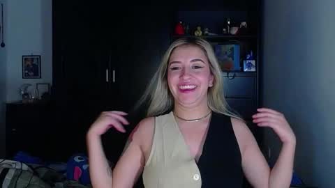 Snapshot of saradiazxxx chatting on 9, 3, 2026 saradiazxxx online show from 9, 3, 2026