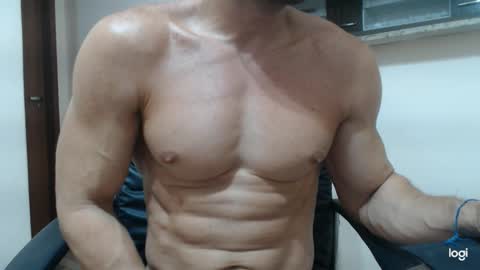 saradorj92 online show from 25, 1, 2025