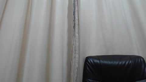 saradorj92 online show from 22, 10, 2025