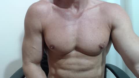 saradorj92 online show from 14, 1, 2026