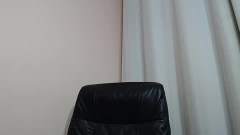 saradorj92 online show from 16, 1, 2026