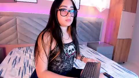 Snapshot of sarah__smith__ chatting on 14, 7, 2026 sarah__smith__ online show from 14, 7, 2026