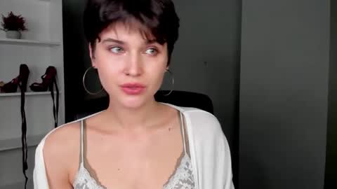 Snapshot of sarah_desire01 chatting on 16, 4, 2026 Sarah online show from 16, 4, 2026