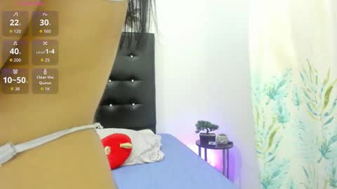 Snapshot of sarah_lowee chatting on 27, 9, 2025 sarah_lowee online show from 27, 9, 2025