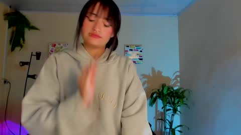 Sarah Ramirez online show from 15, 2, 2025