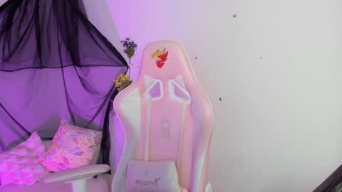 Sarah Ramirez online show from 1, 3, 2025