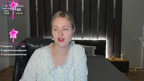 Snapshot of sarah_soul chatting on 5, 1, 2025 Sarah online show from 5, 1, 2025