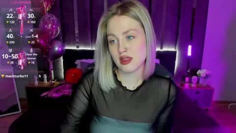 Snapshot of sarah_soul chatting on 5, 3, 2025 Sarah online show from 5, 3, 2025
