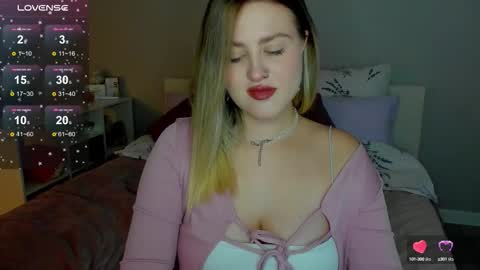 Snapshot of sarah_soul chatting on 3, 10, 2025 Sarah online show from 3, 10, 2025